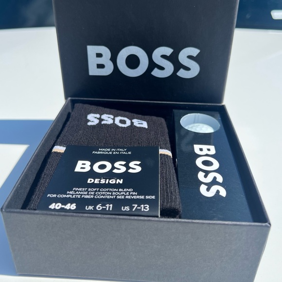 Boss Black Accessory Set - Picture 4 of 6